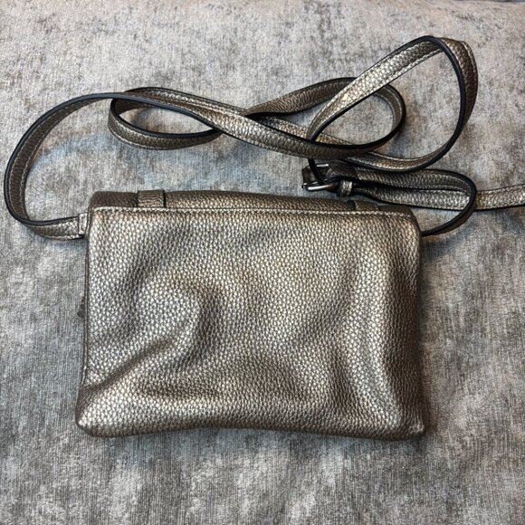 Kenneth Cole Reaction Small Fold-over Crossbody w/ Adjustable Strap Golden/Bronz - Picture 4 of 7